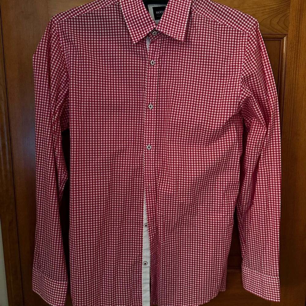 Hugo Boss Red Gingham Buttondown Shirt Size Med. Contrast Cuffs and placket